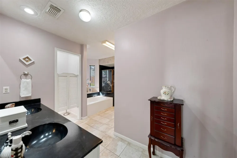 5425 Lazy Court Willis, TX 77318