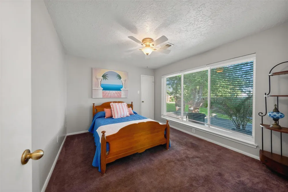 5425 Lazy Court Willis, TX 77318