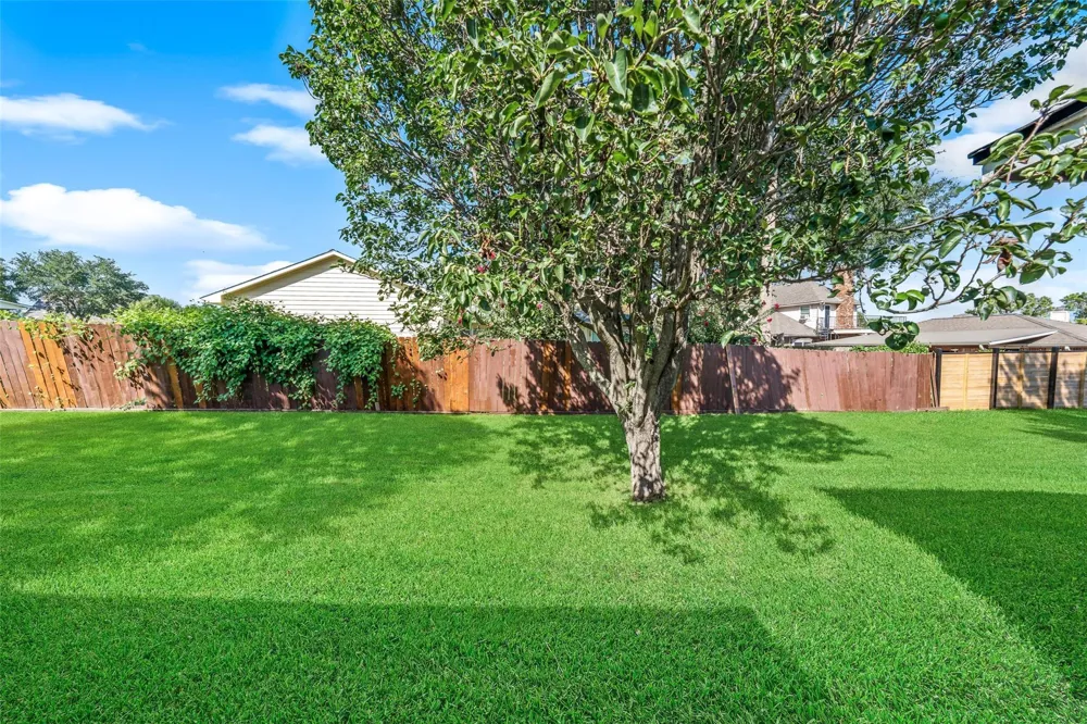 5425 Lazy Court Willis, TX 77318