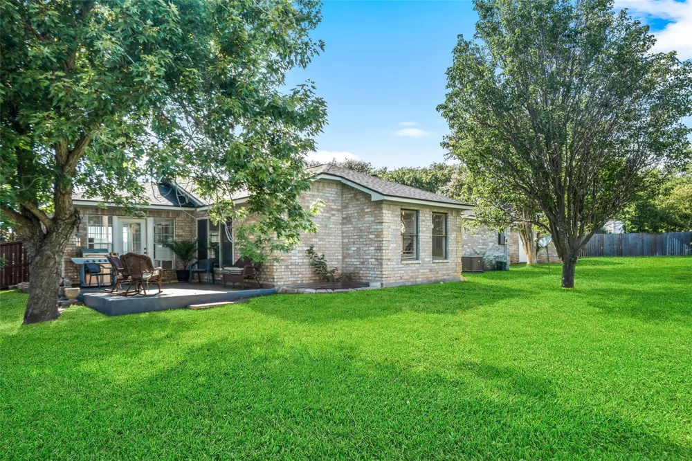 5425 Lazy Court Willis, TX 77318