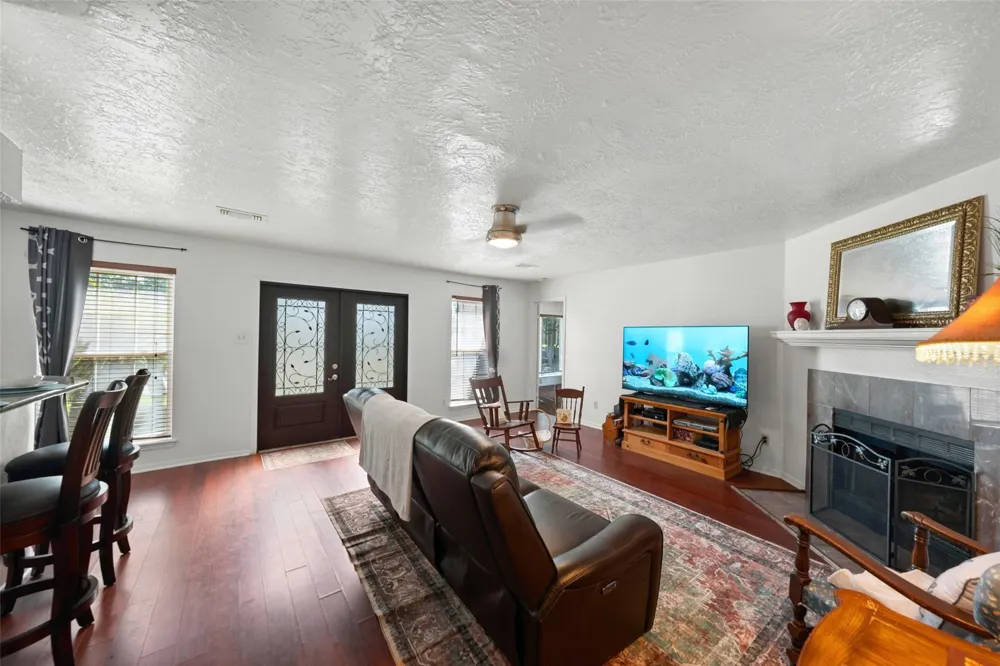 5425 Lazy Court Willis, TX 77318
