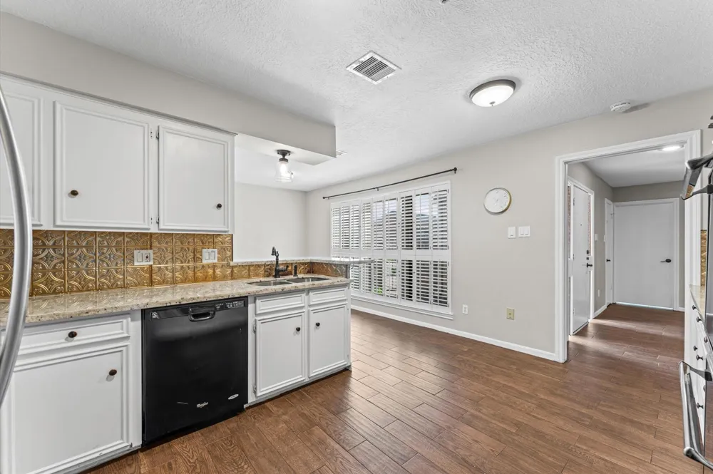 7731 Quail Meadow Drive Houston, TX 77071