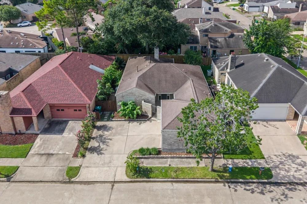 7731 Quail Meadow Drive Houston, TX 77071