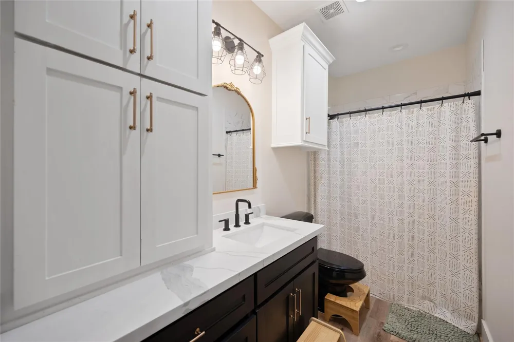 694 Brushy Creek Drive Onalaska, TX 77360