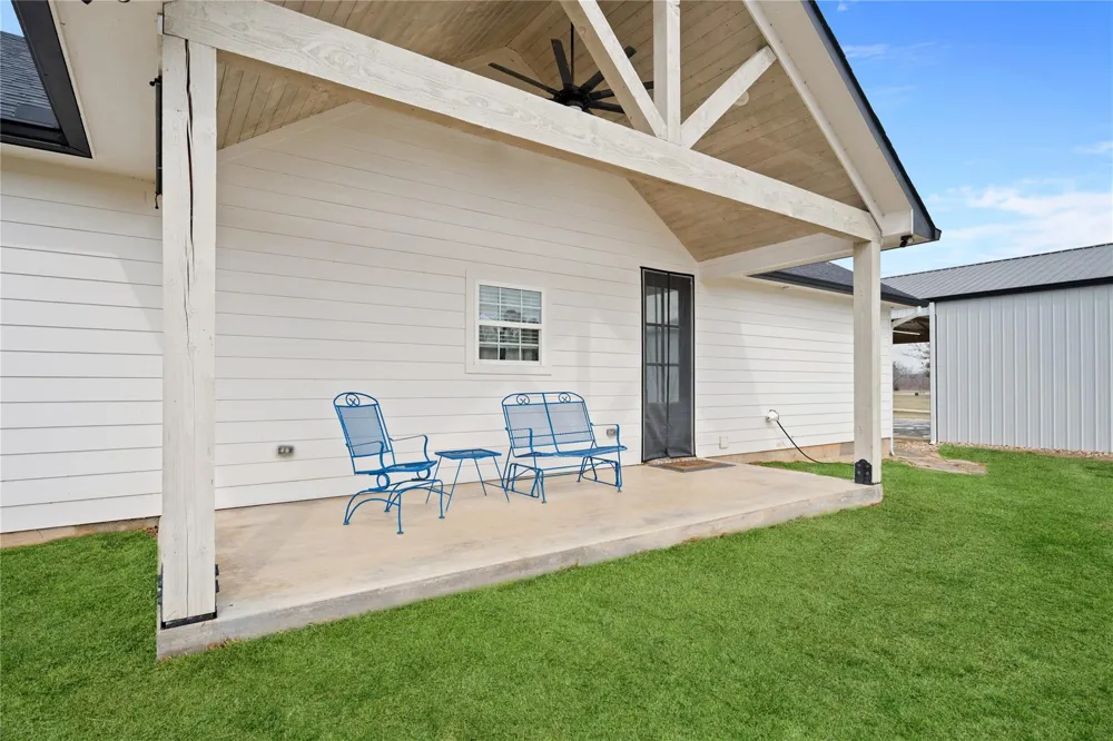 694 Brushy Creek Drive Onalaska, TX 77360