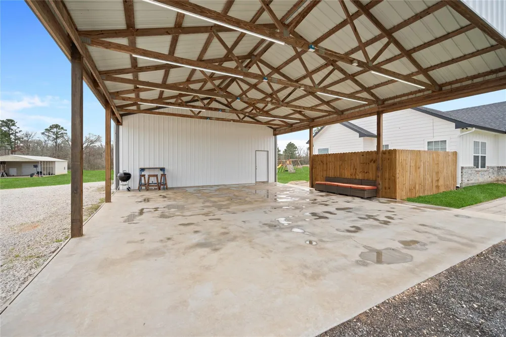 694 Brushy Creek Drive Onalaska, TX 77360