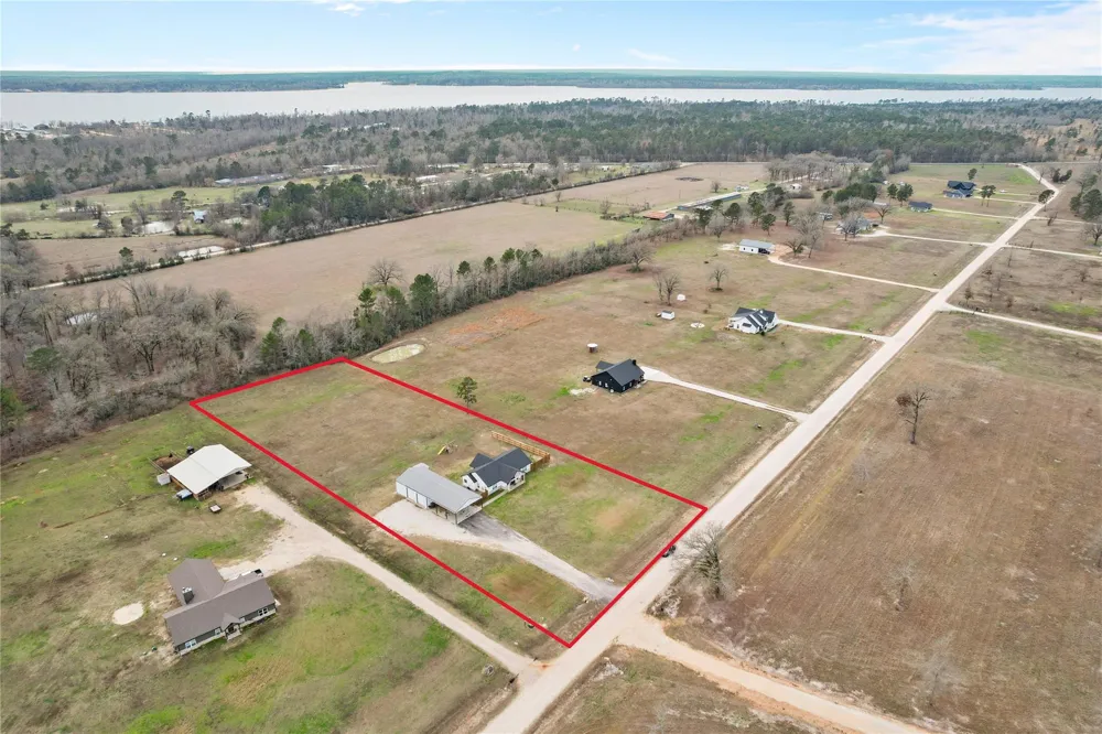 694 Brushy Creek Drive Onalaska, TX 77360