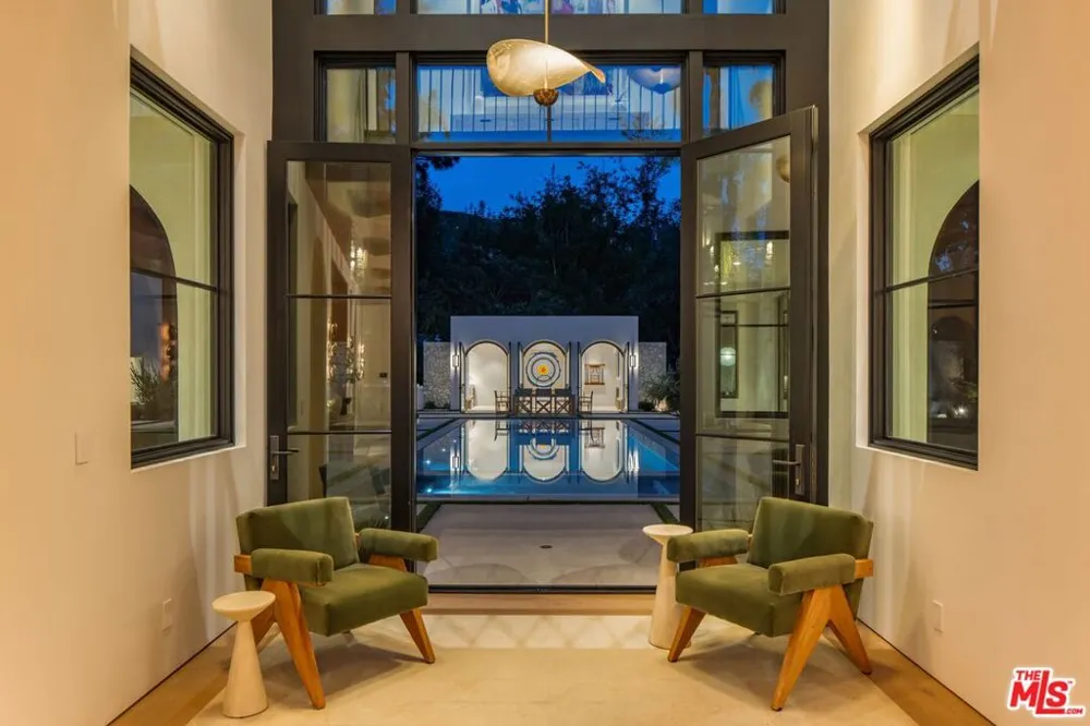 9951 Liebe Drive Beverly Hills, CA 90210
