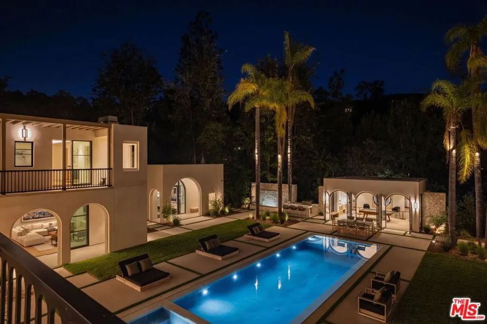 9951 Liebe Drive Beverly Hills, CA 90210
