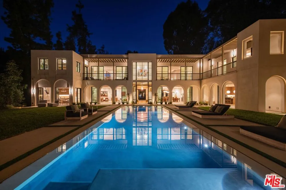 9951 Liebe Drive Beverly Hills, CA 90210