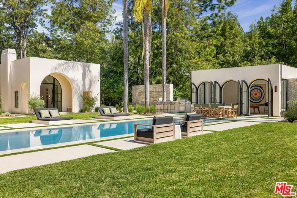 9951 Liebe Drive Beverly Hills, CA 90210