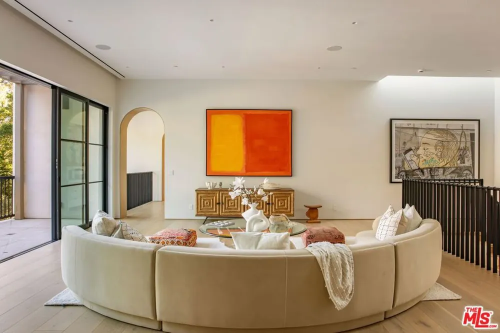 9951 Liebe Drive Beverly Hills, CA 90210