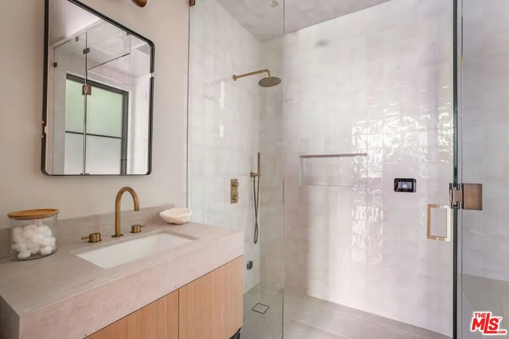 9951 Liebe Drive Beverly Hills, CA 90210