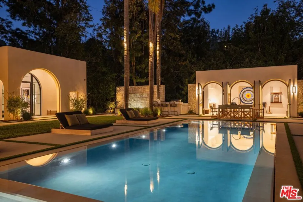 9951 Liebe Drive Beverly Hills, CA 90210