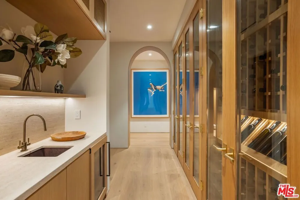 9951 Liebe Drive Beverly Hills, CA 90210