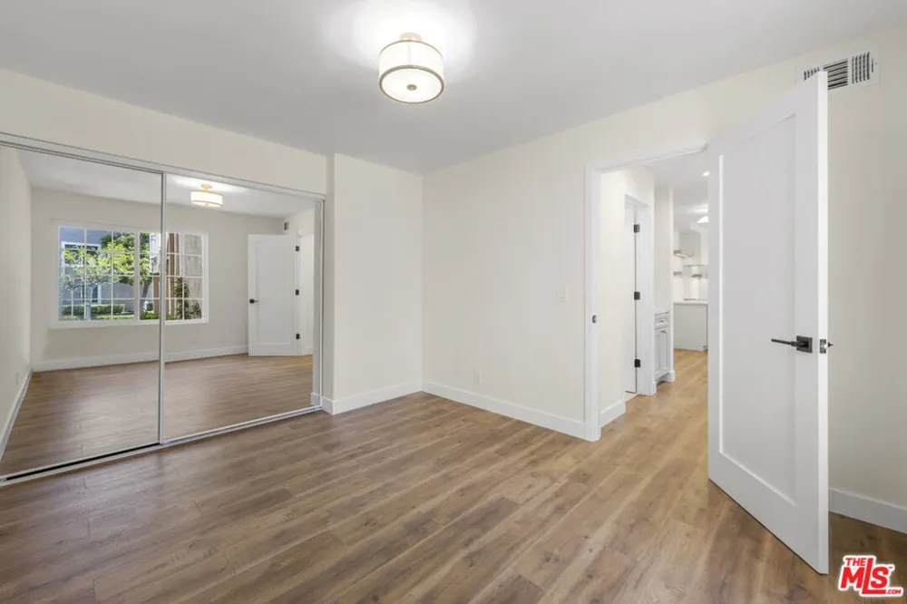 8712 Chessington Drive #261F Inglewood, CA 90305