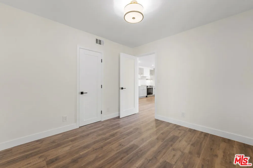 8712 Chessington Drive #261F Inglewood, CA 90305