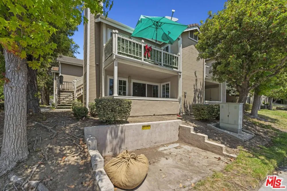 8712 Chessington Drive #261F Inglewood, CA 90305