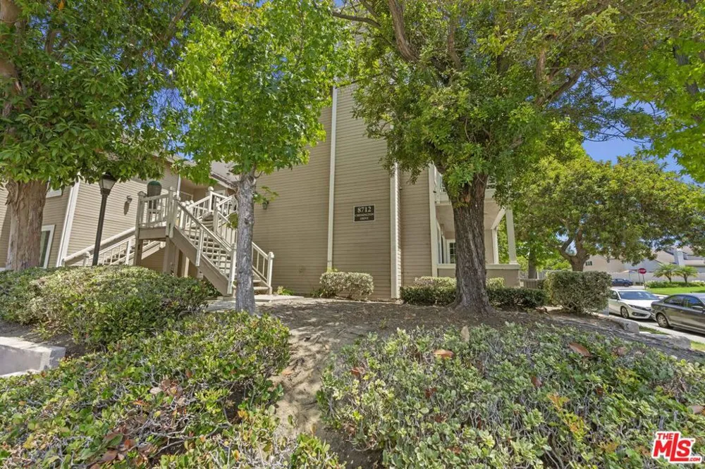 8712 Chessington Drive #261F Inglewood, CA 90305
