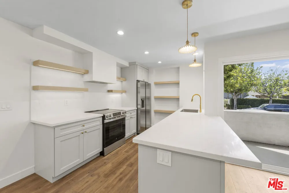 8712 Chessington Drive #261F Inglewood, CA 90305