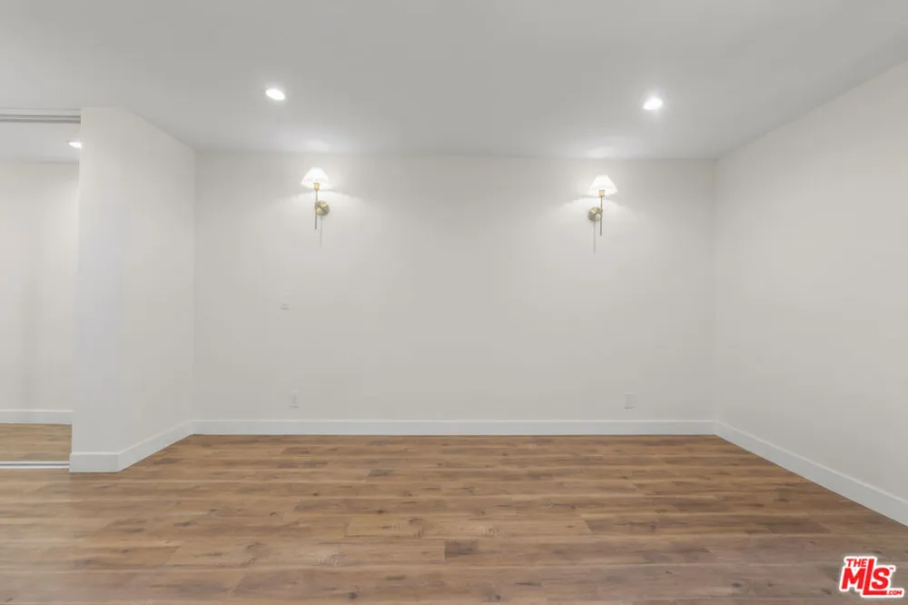 8712 Chessington Drive #261F Inglewood, CA 90305