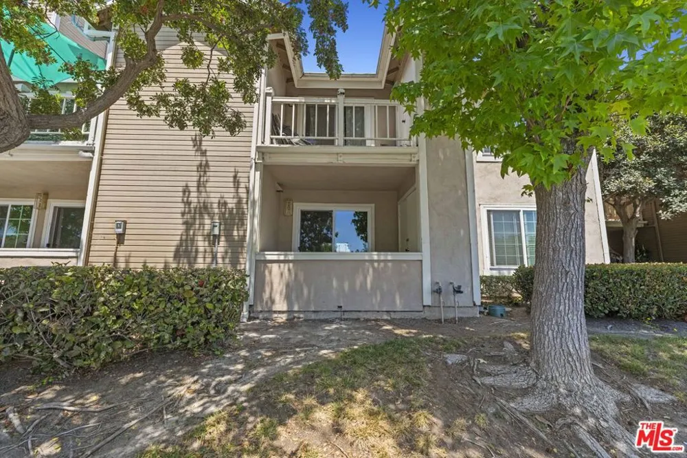8712 Chessington Drive #261F Inglewood, CA 90305