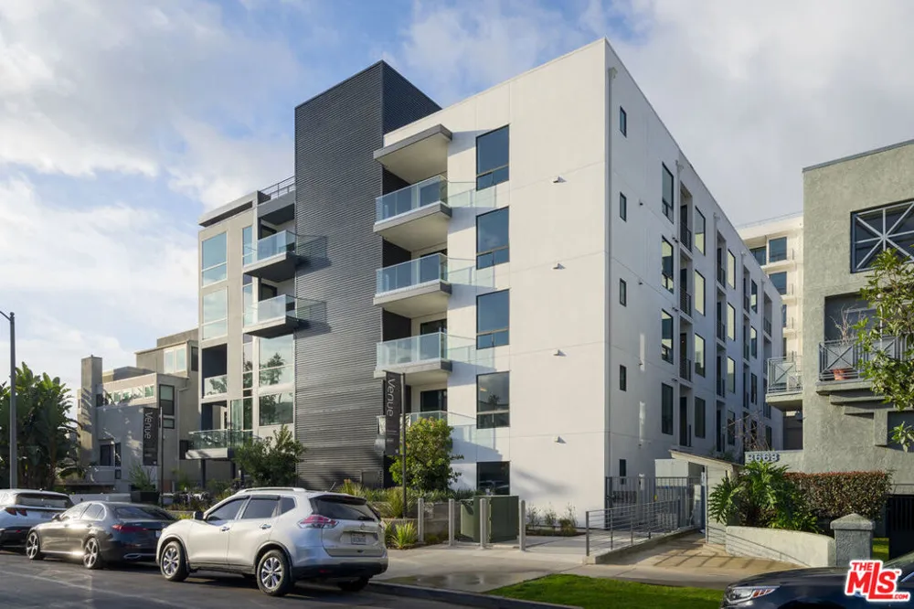 3667 Keystone Avenue #533 Los Angeles, CA 90034
