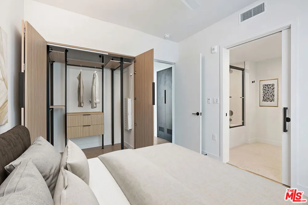 3667 Keystone Avenue #533 Los Angeles, CA 90034
