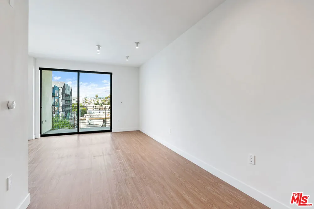 3667 Keystone Avenue #533 Los Angeles, CA 90034