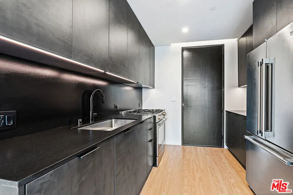 3667 Keystone Avenue #533 Los Angeles, CA 90034