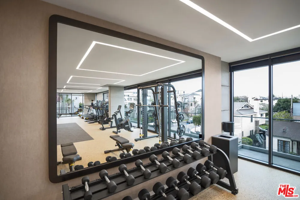 3667 Keystone Avenue #533 Los Angeles, CA 90034