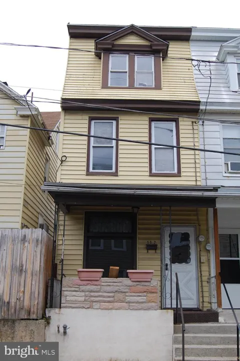 117 LOMBARD STREET