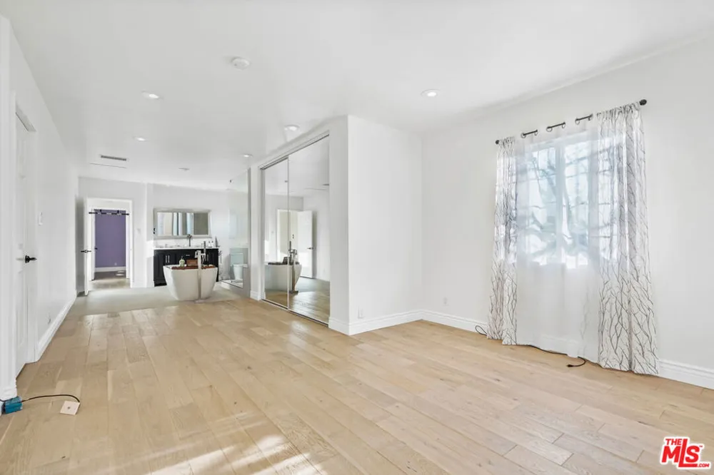 649 TUFTS AVENUE Burbank, CA 91504