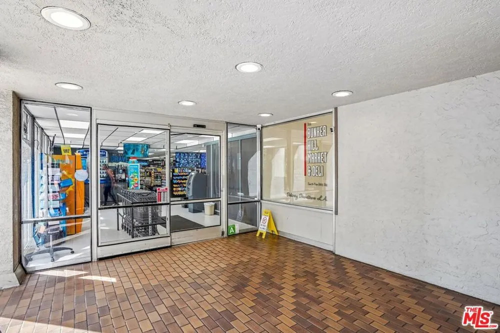 800 W 1st Street #2805 Los Angeles, CA 90012
