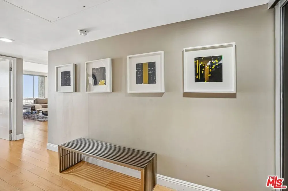 800 W 1st Street #2805 Los Angeles, CA 90012