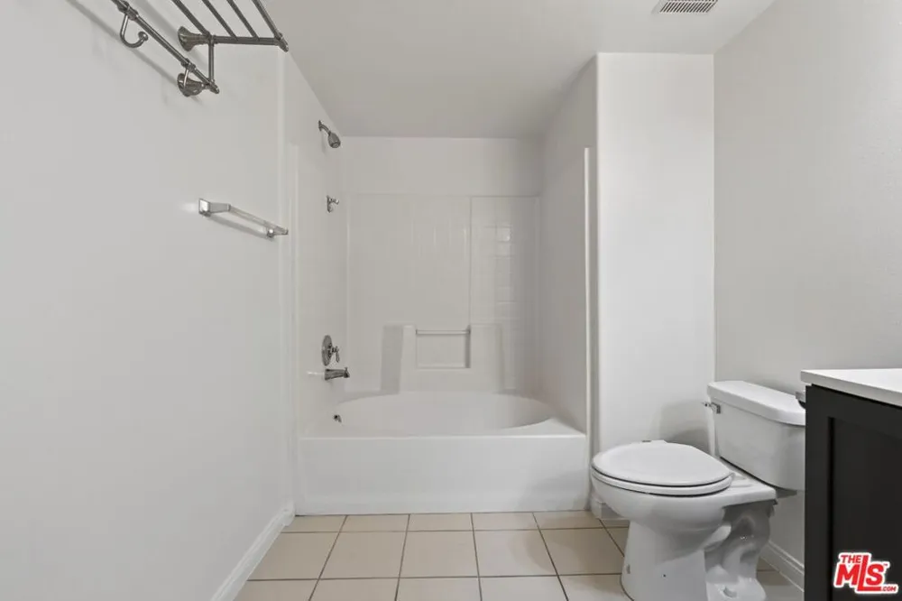 360 W Avenue 26 #107 Los Angeles, CA 90031