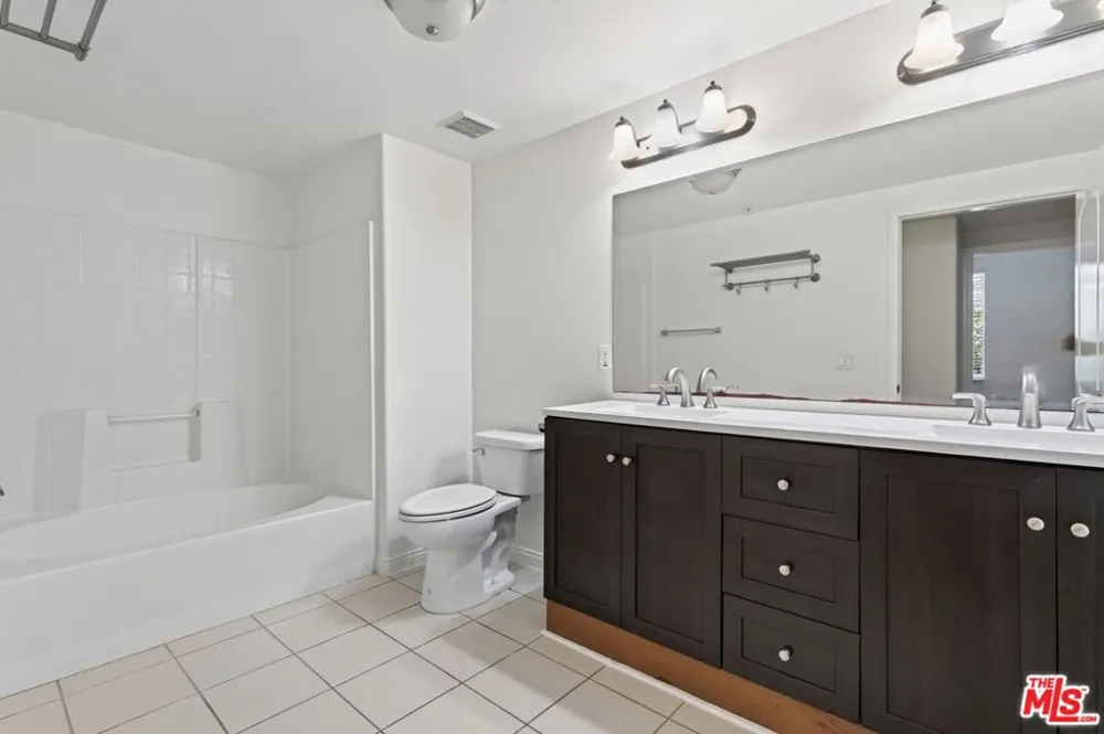 360 W Avenue 26 #107 Los Angeles, CA 90031
