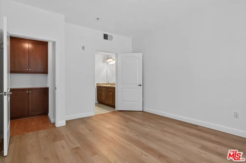 360 W Avenue 26 #107 Los Angeles, CA 90031