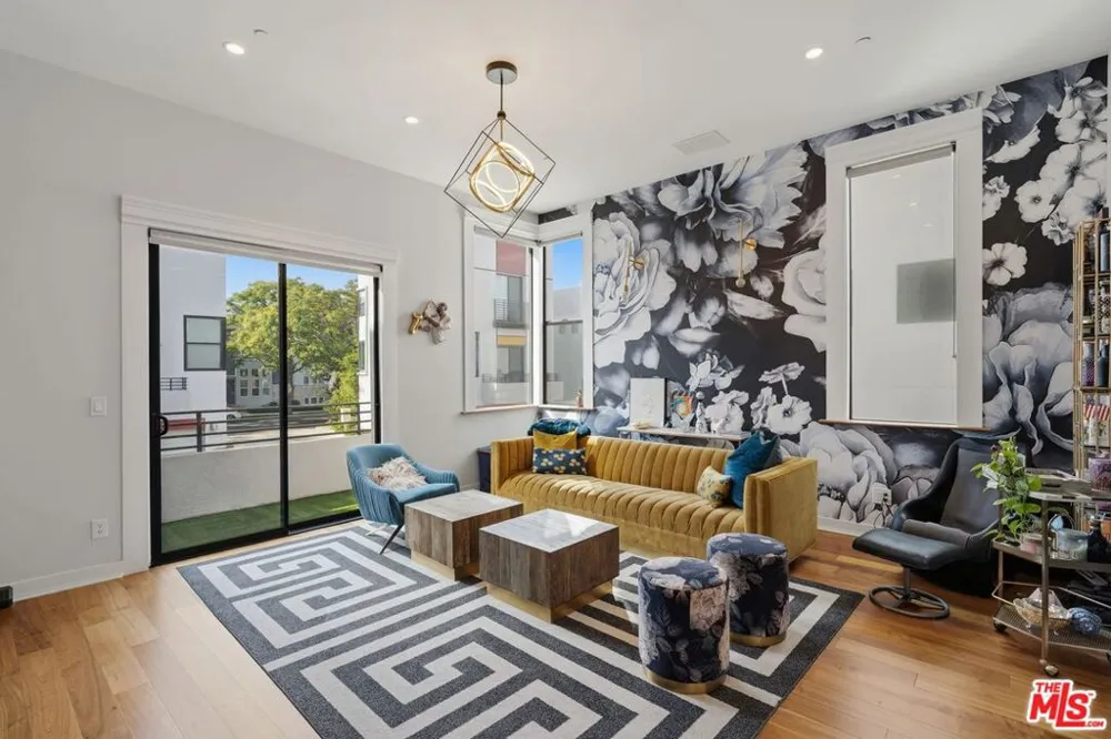 12911 Bluff Creek Drive Playa Vista, CA 90094