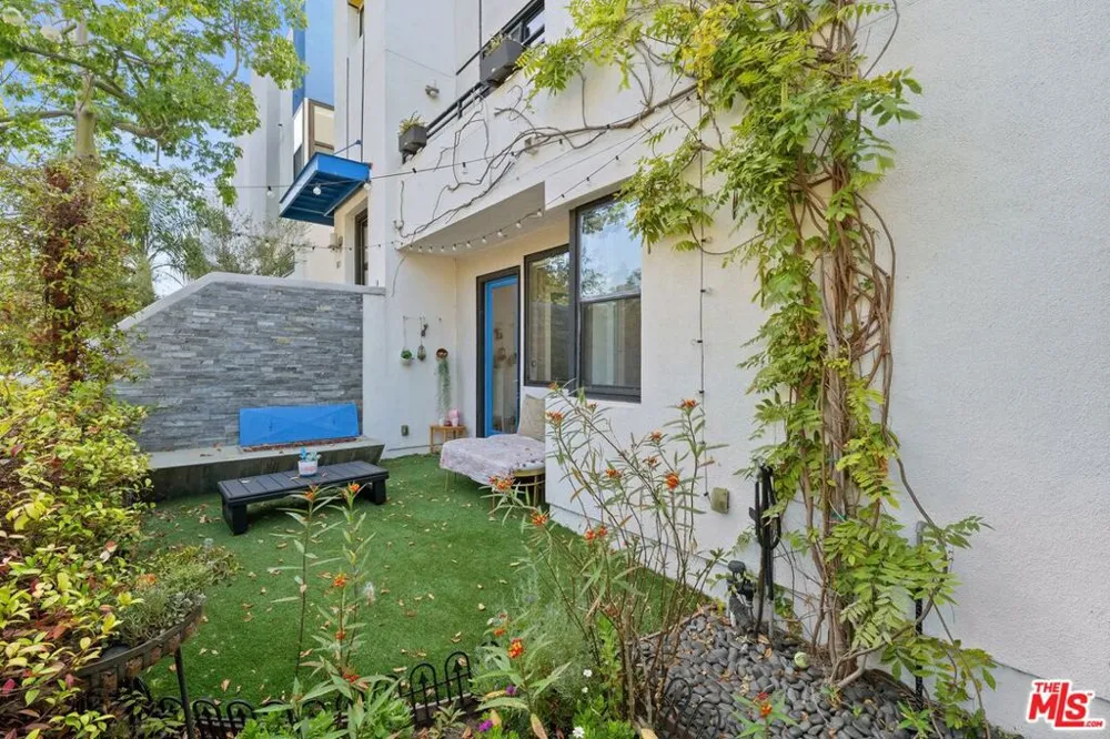 12911 Bluff Creek Drive Playa Vista, CA 90094