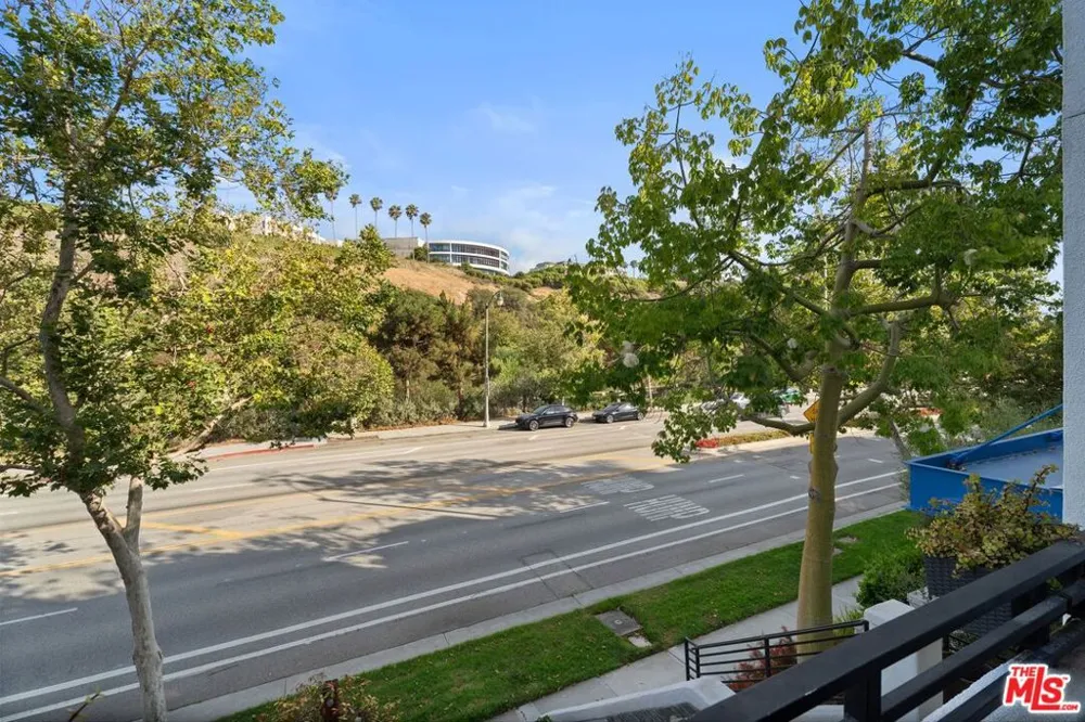 12911 Bluff Creek Drive Playa Vista, CA 90094