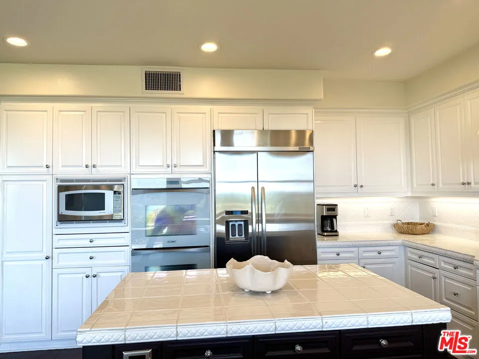 5 Marisol Newport Coast, CA 92657