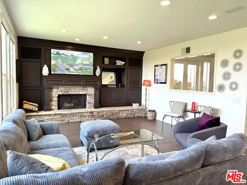5 Marisol Newport Coast, CA 92657