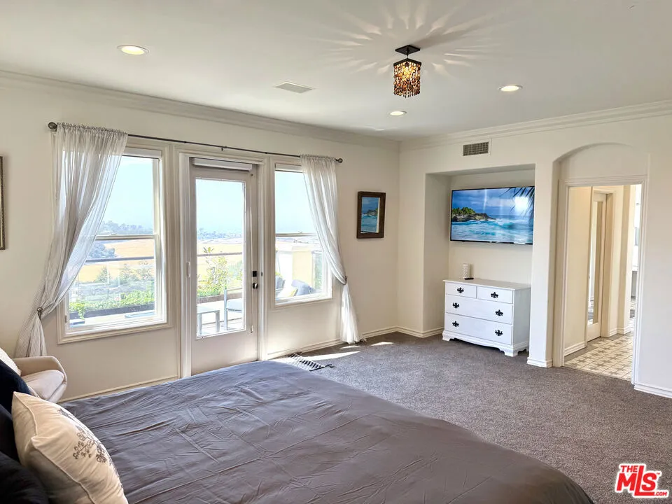 5 Marisol Newport Coast, CA 92657