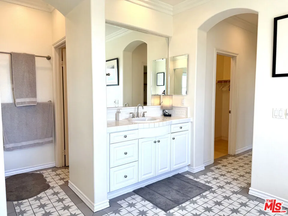 5 Marisol Newport Coast, CA 92657
