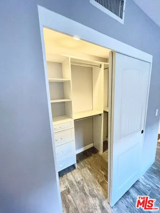 10817 WHIPPLE STREET #18 Toluca Lake, CA 91602