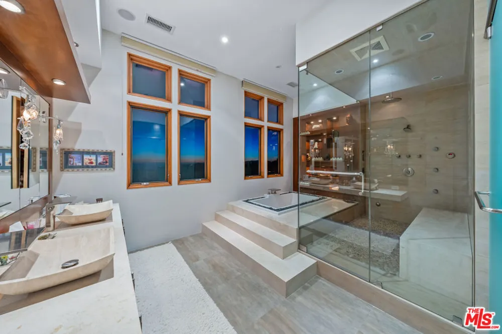 Address Not Shown Malibu, CA 90265