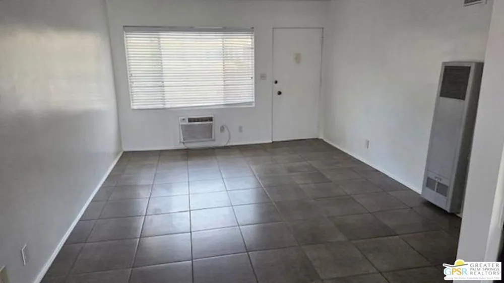 2290 S Palm Canyon Drive #114 Palm Springs, CA 92264