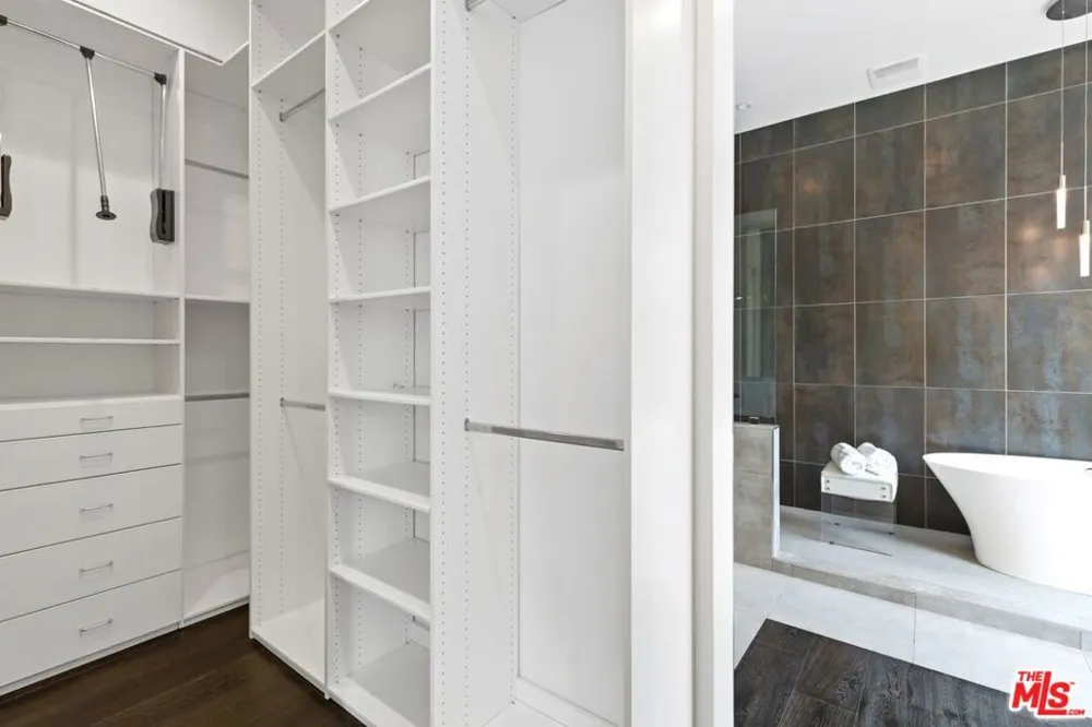 1849 COLDWATER CANYON DRIVE Beverly Hills, CA 90210