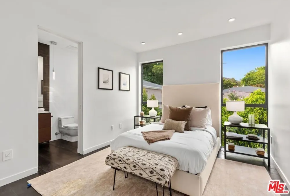 1849 COLDWATER CANYON DRIVE Beverly Hills, CA 90210
